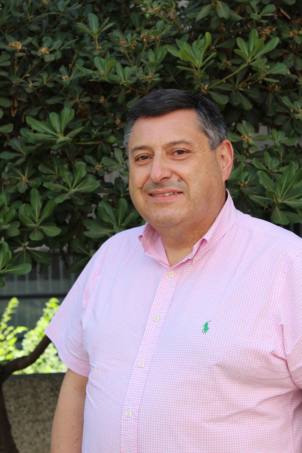 El bioestadístico Gabriel Cavada dice que "todo indica que las vacunas Sinovac si serían efectivas frente a las variantes".