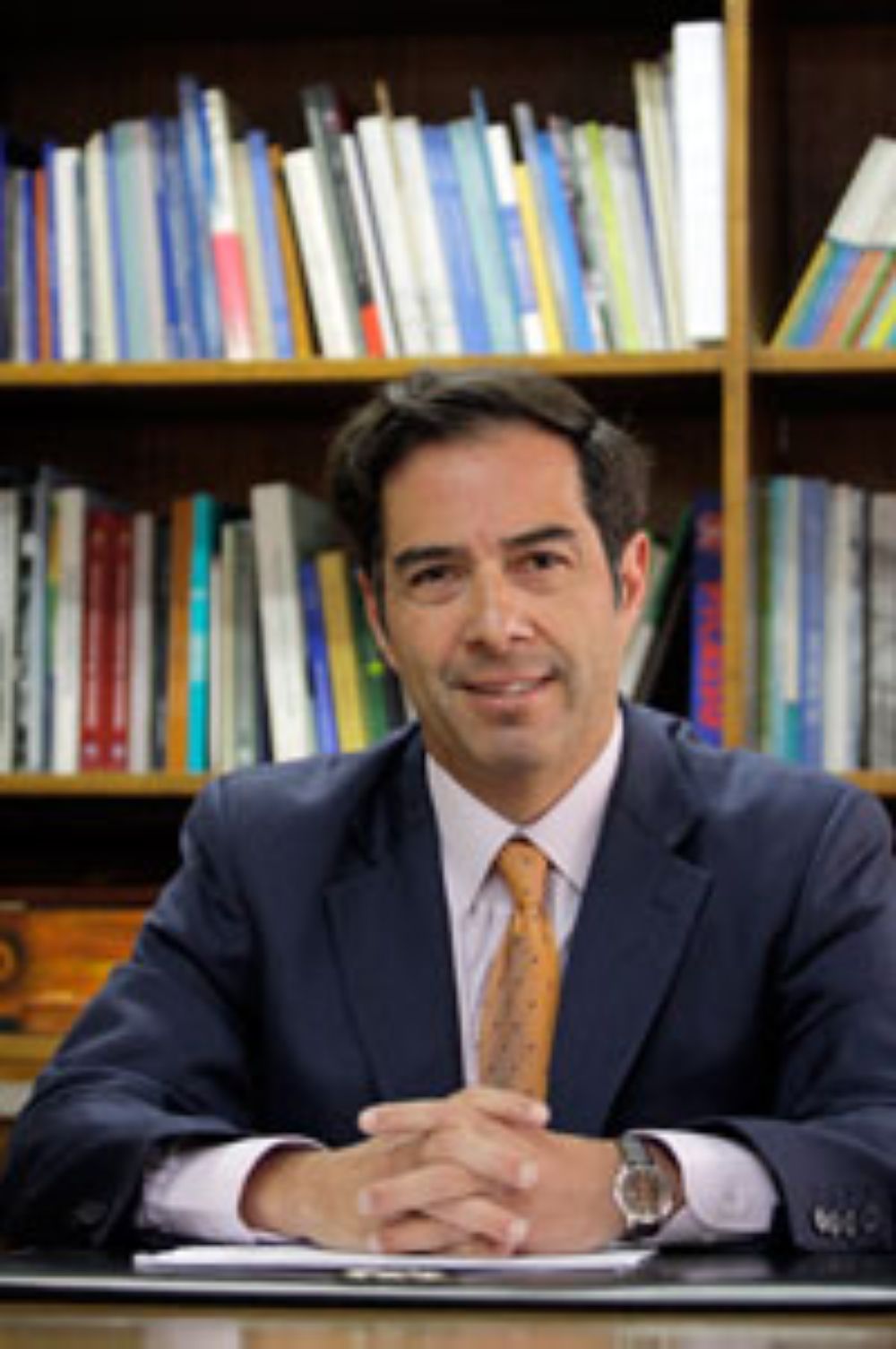 "Uno de los elementos claves para dar un salto significativo en la investigación que realiza la Universidad es el capital humano de la más alta calidad", afirma el Vicerrector de Inv. Miguel O´Ryan