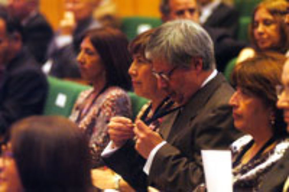  Como ya es tradición este mes de noviembre se realizó la ceremonia de distinción "40 años de servicio"