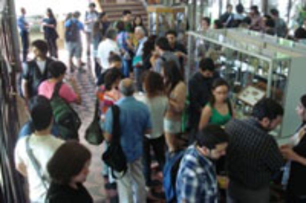 ¿La experiencia chilena y canadiense en el desarrollo de la biorrefinería y los bioproductos, hacia el próximo paso en la producción de biocombustibles¿. Seminario organizado por la FCFCN.