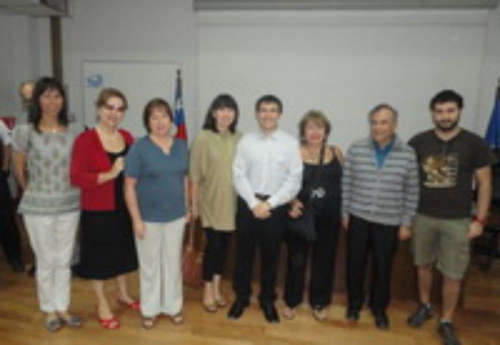 El premiado con su familia