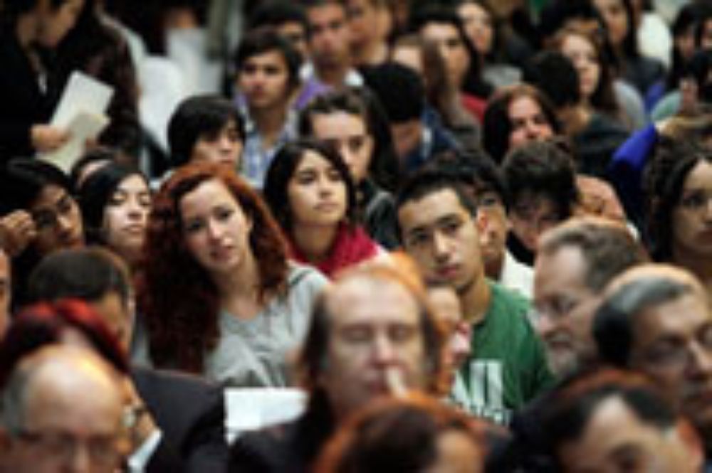 La puesta en marcha del SIPEE reafirma uno de los compromisos centrales de la Rectoría de Víctor Pérez Vera, de fomentar la calidad y la equidad en la formación universitaria.l