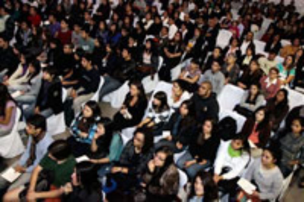 La Universidad proyecta que en cinco años más el 20% de los alumnos que ingresen a esta Institución lo hagan por mecanismos complementarios a la PSU, vía cupos supernumerarios y otras modalidades de i