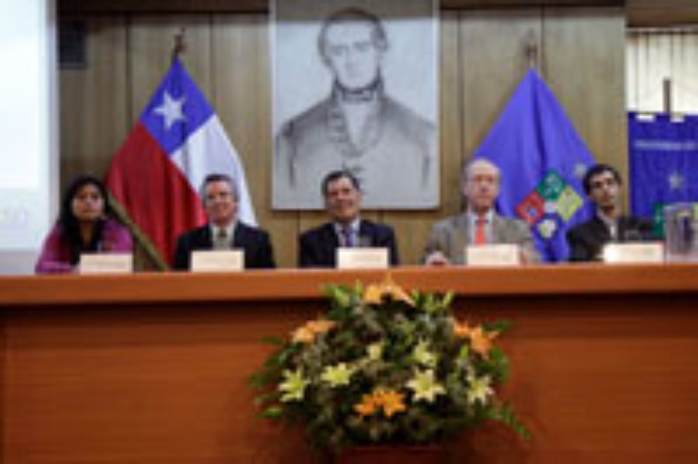 La ceremonia de Inauguración del año Académico 2012 de FACSO se realizó el jueves 12 de abril.