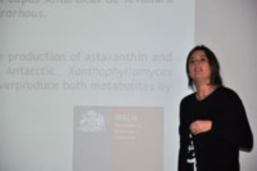 Dra. Jennifer Alcaíno Gorman