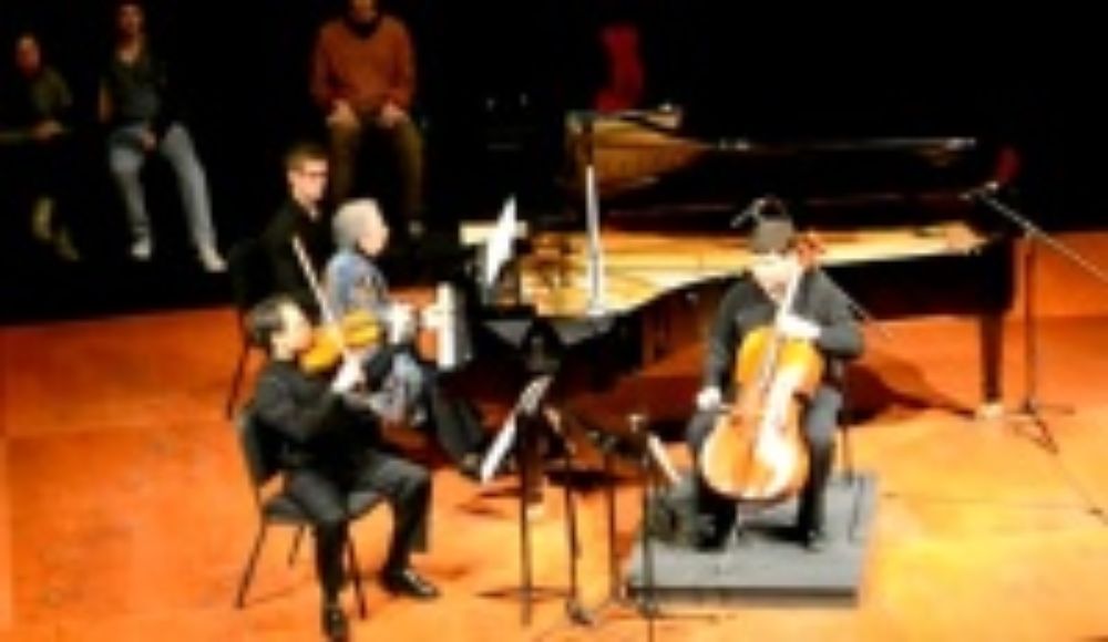 Presentación 2012 de trío de cámara en Teatro Universidad Chile