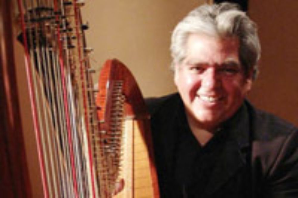 Entradas desde $5.000 general y desde $1.500 estudiantes en boleterías, funcionarios con TUI tienen 50% de descuento.