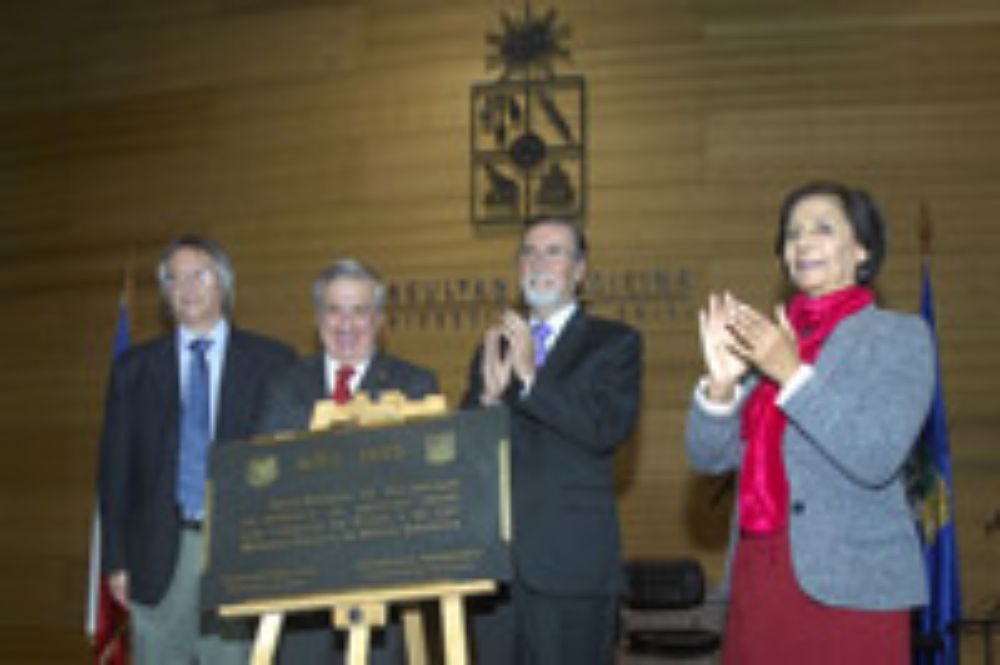  El 6 de junio la Escuela de Salud Pública celebró sus 70 años como referente nacional e internacional.