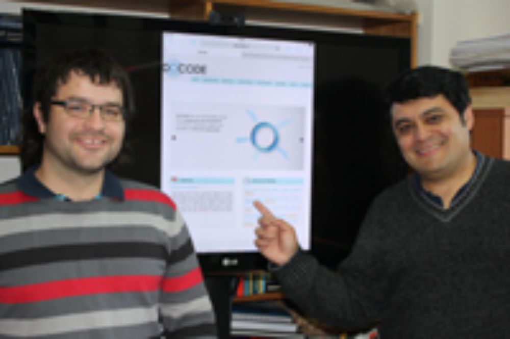Yerko Covacevich, Jefe del proyecto DOCODE junto al Profesor Juan Velásquez