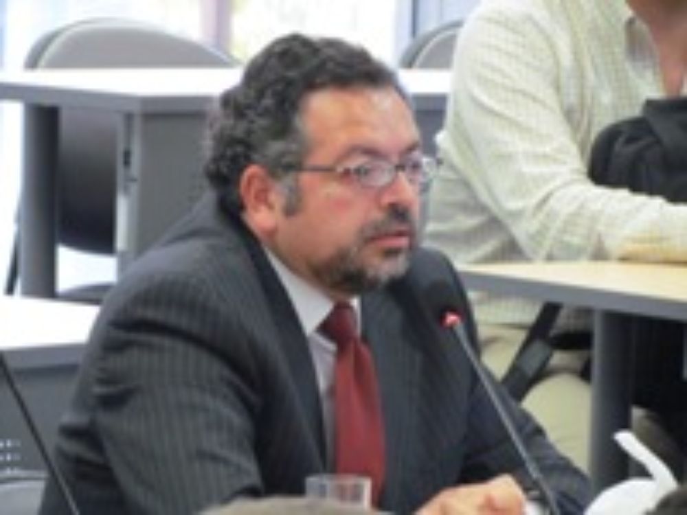 El Senador Erick Palma, académico de la Fac. de Derecho, planteó las complejidades que reviste la tramitación de los cambios que se resuelvan, en instancias como el parlamento.