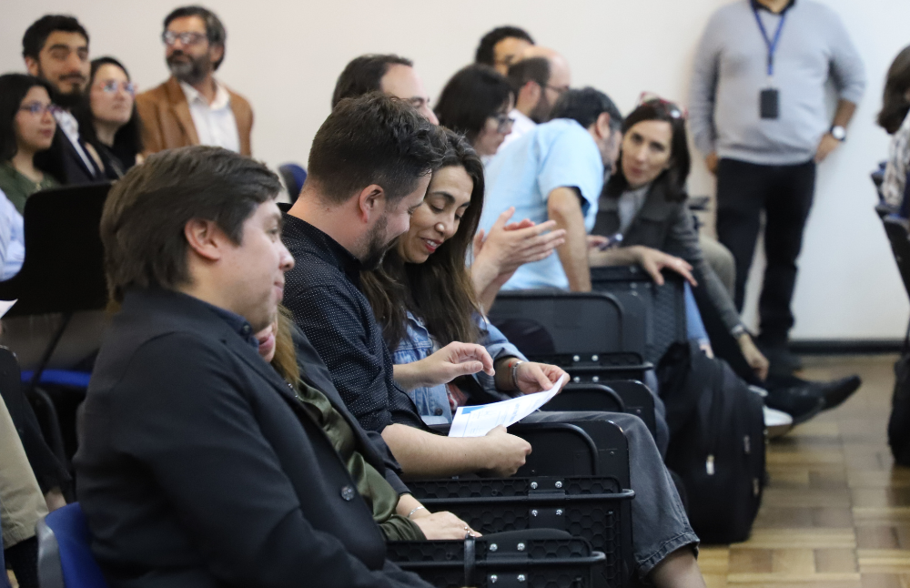 Académicos y académicas fueron reconocidas por sus aportes en la implementación de la Ciencia Abierta, en la creación de comités institucionales que regulan la investigación en Chile, en la generación de conocimientos a los desafíos del país y a la publicación de artículos científicos.