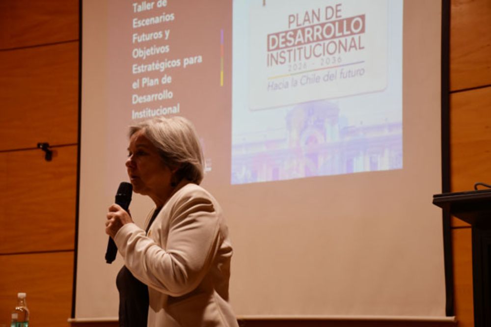 Irene Morales, decana de la Facultad de Odontología de la U. de Chile.