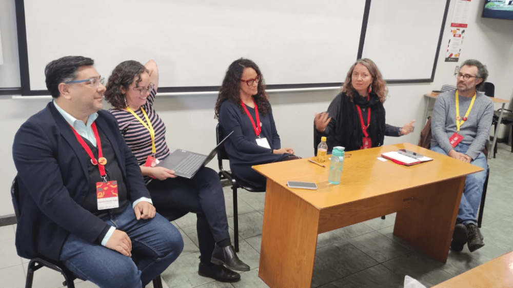 Alejandro Morales Vargas, jefe de Medios Digitales, en el panel “Ciencia abierta, publicación académica y comunicación de la ciencia”.