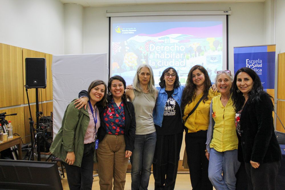 La jornada de Derechos Humanos y Salud Pública puede ser revisada en el canal oficial de la Escuela de Salud Pública en YouTube.