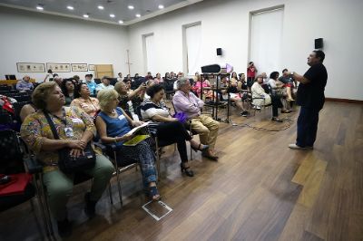 Escuela de líderes y lideresas sociales, facilitado por Colabora, plataforma ciudadana que a través de espacios de formación y colaboración, genera impacto social, económico y medioambiental.