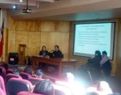 Exposición de Humberto Abarca, estudiante del Doctorado en Ciencias Sociales de la Universidad de Chile.