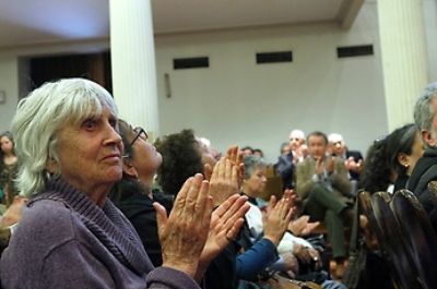 Joan Turner, Amanda Jara, Fabiola Letelier y Miguel Lawner fueron parte de esta ceremonia.