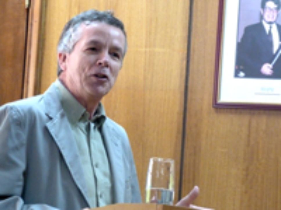 Decano de la Facultad de Ciencias Sociales, Prof. Marcelo Arnold