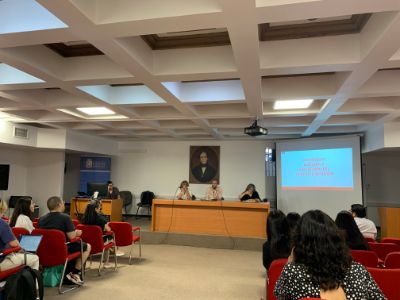 Hacia una universidad más inclusiva: repensando las relaciones y modelos educativos.