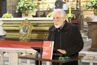 El destacado arquitecto Patricio Gross, quien además escribió el prólogo del libro, ofreció un discurso durante la actividad.