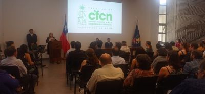 Ceremonia de graduación de Magíster de 18 estudiantes de la Facultad de Ciencias Forestales y de la Conservación de la Naturaleza de la Universidad de Chile en Campus Sur. 