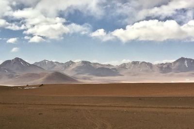 El proyecto “Hidrógeno natural en Chile: descubriendo las fuentes geológicas para una transición hacia energía verde” explorará el potencial de diferentes métodos geofísicos y geológicos para estimar potenciales fuentes de hidrógeno natural en el altiplano chileno (Imagen: Westcom).