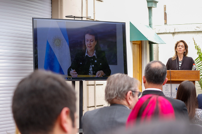 La Ministra de Relaciones Exteriores, Comercio Internacional y Culto de Argentina, Diana Mondino, envió un saludo desde su país, en el cual recalcó que a lo largo de estos 40 años, el TPA ha sido una piedra angular para garantizar la paz en la región, demostrando que el diálogo diplomático y la solución pacífica de controversias, son las herramientas más efectivas para resolver diferencias.