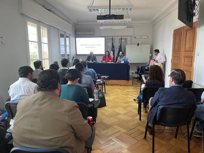 Gran interés y concurrencia generó la presentación oficial de la nueva revista del Instituto de Estudios Internacionales de la Universidad de Chile.