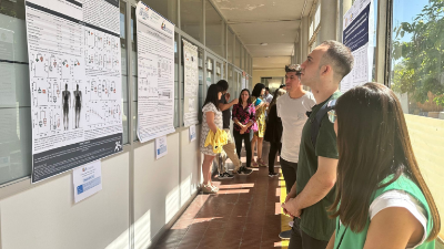 Las alumnas y alumnos de los programas de Magíster en Nutrición y Alimentos (MNA), en sus tres menciones, del Magíster de Envejecimiento y Calidad de Vida y del Magíster de Alimentación y Nutrición Infanto-Juvenil, asistieron presencialmente a diversas actividades dentro del instituto