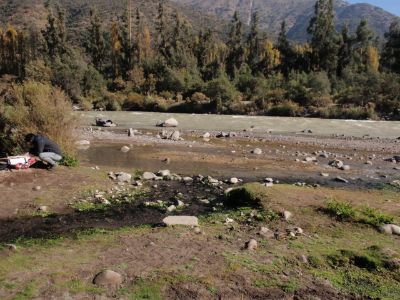 La importancia de la vigilancia microbiológica y genómica de aguas superficiales