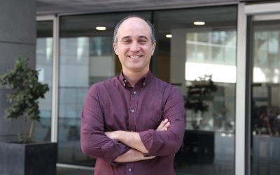 El Prof. Alejandro Hevia.