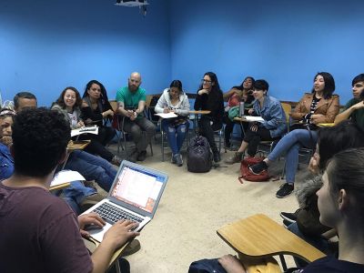 Actualmente el equipo trabaja bajo dos metodologías participativas. Por un lado, se han realizado los programas mencionados anteriormente, los cuales son cursos de capacitación. Por otro lado, están los seminarios que funcionan como un espacio de difusión y entrega de información relevante para la comunidad.