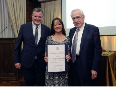 Doctores Andrés Heerlein, María Elena Santolaya y Humberto Reyes. 