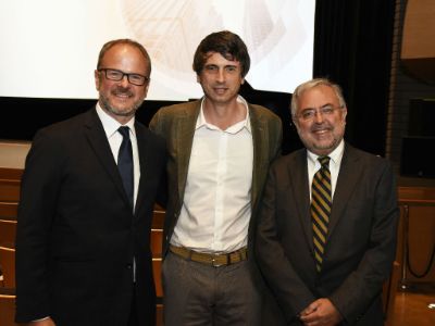 Bernardo Larraín Matte, presidente de Sofofa; doctores Andrés Couve y Manuel Kukuljan