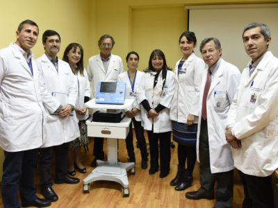 Doctores Adolfo Cruz, Nelson Navarrete, Gisella Castiglione, Osvaldo Salgado, Úrsula Zelada, Andrea Mena, Angélica Silva, Salustio Montalva y Rodrigo Castro. 