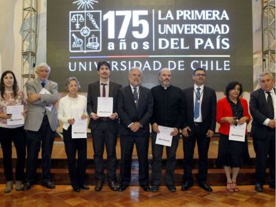 Académicos premiados por Investigación 