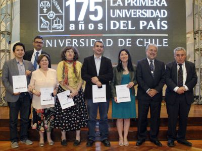 Académicos premiados por Investigación