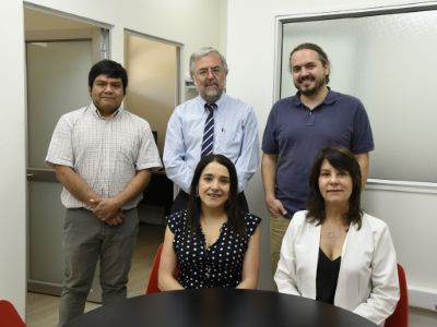 Manuel Maliqueo, doctor Manuel Kukuljan, doctor Nicolás Crisosto, Bárbara Echiburú y doctora Teresa Sir. 