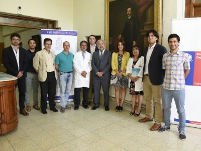 Autoridades de la Facultad de Medicina y del Ministerio del Deporte firmaron convenio de cooperación. 