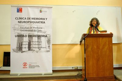 La dra. Slachevsky señaló que "somos el segundo país más envejecido de la región y las proyecciones hablan de que la esperanza de vida y el número de adultos mayores aumentarán de manera importante". 