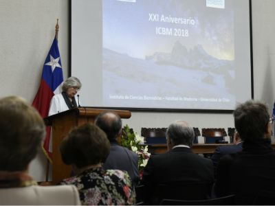 La doctora Larrañaga dijo que ¿una mayor integración transdisciplinar logrará mejores estándares de desarrollo en la creación científica en biomedicina"