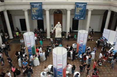 La Casa Central nuevamente será el centro de operaciones que recibirá a todos quienes necesiten hacer trámites presenciales, aclarar dudas o recibir orientación para matricularse.