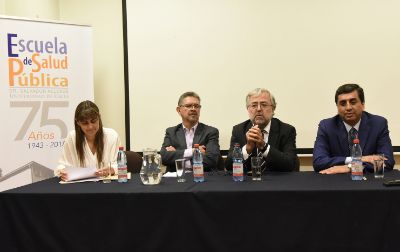 El debate se realizó junto a los asistentes a la XX Escuela Internacional de Verano.