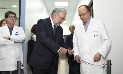 La inauguración fue encabezada por el decano Manuel Kukuljan y el director del Departamento de Nutrición Manuel Ruz.