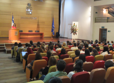 La profesora Lilian Toledo dijo que "como departamento, nuestro futuro se ve próspero: con académicos, funcionarios y estudiantes comprometidos, con ganas de aportar a nuestro desarrollo". 