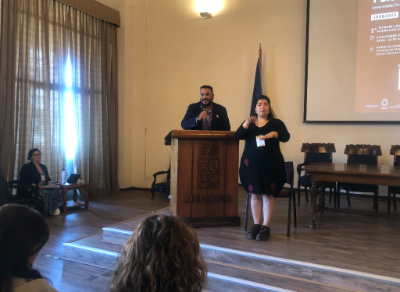  El representante de la Facultad de Medicina frente a AUGM, profesor Patricio Bustamante, celebró la realización de la jornada, “a cinco años de la promulgación de la política de inclusión y discapacidad con perspectiva de diversidad funcional de la Universidad de Chile"