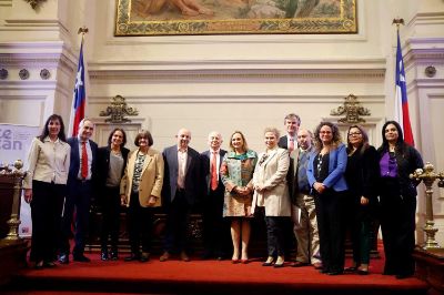 El CECAN será liderado por las universidades de Chile y Católica, y contará con la colaboración de diversos planteles de educación superior. En la ceremonia de lanzamiento, se contó con la participación de diversas autoridades y representantes del mundo científico, académico y político.