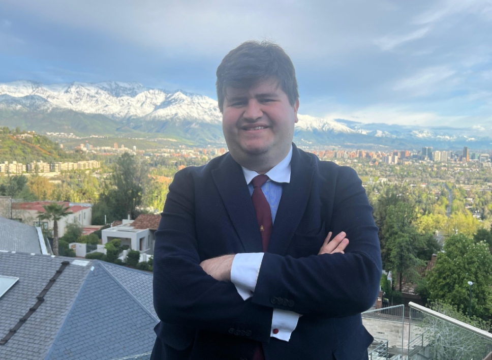 El doctor Arnaldo Marín señala que uno de los desafíos por venir es la creación "de un data lake; es decir, un  grupo de datos bien documentado y diverso, federados y anonimizados, que pueda ser útil para investigaciones y contribuir a desarrollar políticas públicas"