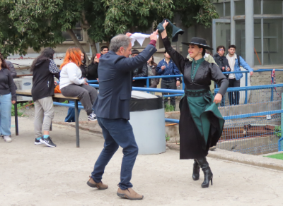 El doctor Miguel O'Ryan se unió a la tradicional cueca