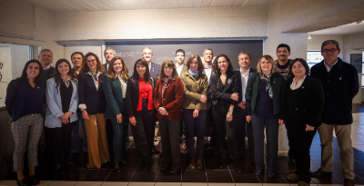 12 egresados fueron invitados para conocer el patrimonio de la Facultad de Medicina. 